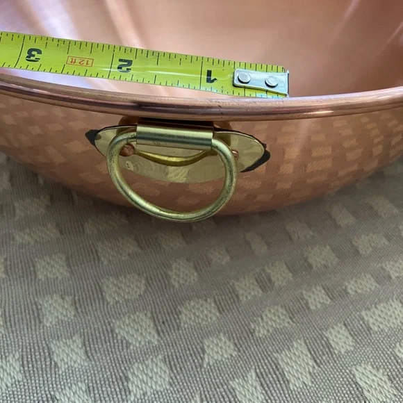 Round bottom Copper Mixing Bowl with brass ring. 11” inches across - Picture 12 of 12